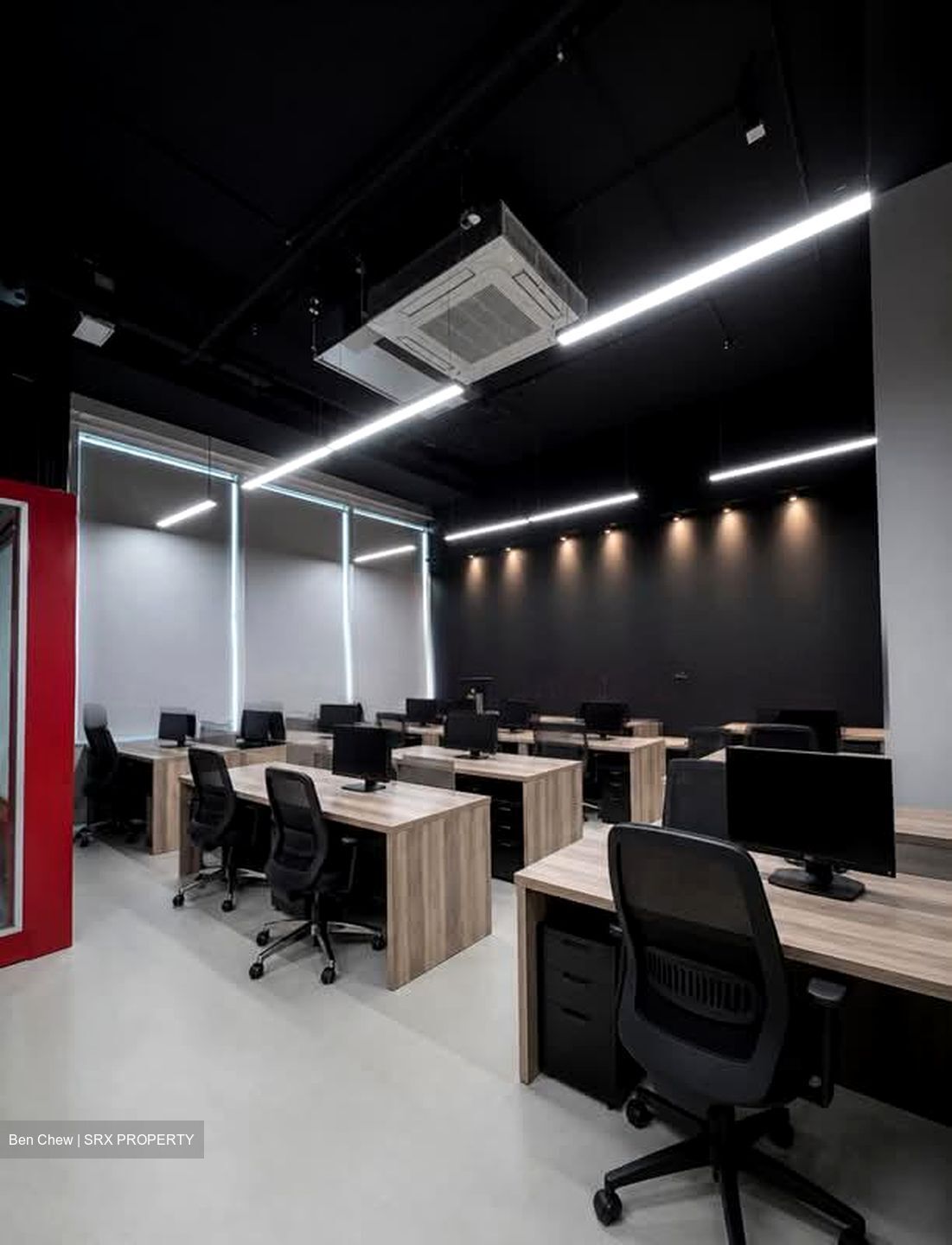 Robinson Square (D1), Office #554251491